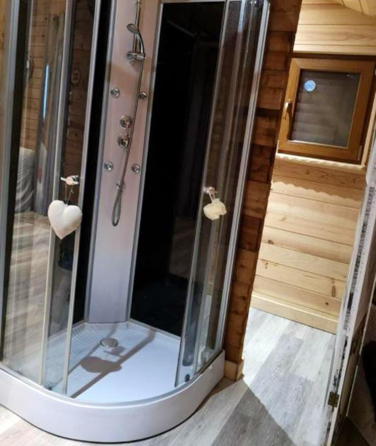 Chalet Chaleureux A Louatre Avec Piscine Partagee Exterior foto